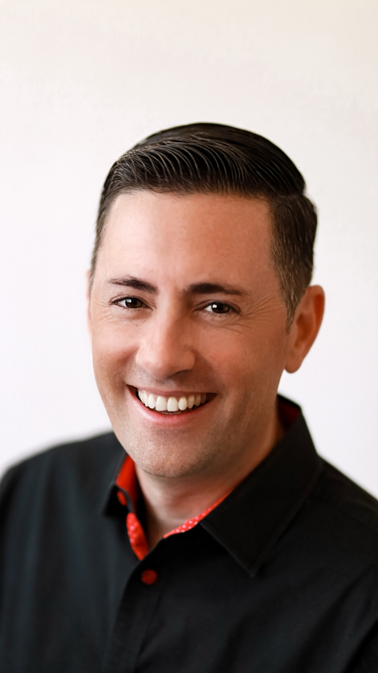 Benson-Headshot-2023